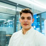 秘密森林剧情介绍:揭开神秘森林中的惊悚秘密与人性考验 4zbihn1m